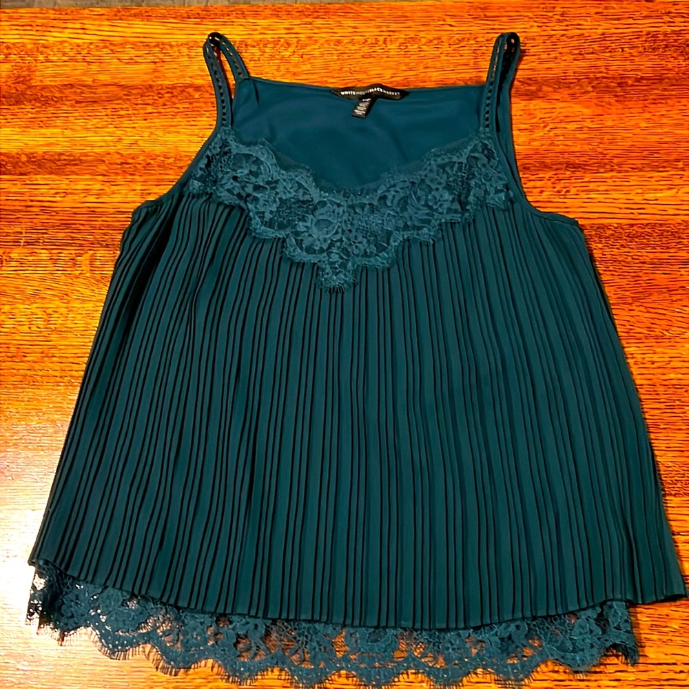 White House Black Market Camisole Crepe Pleats Lace  Trim Deep Teal Green SZ XSP